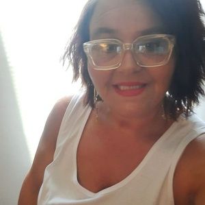 Meet your Posher, Sherry